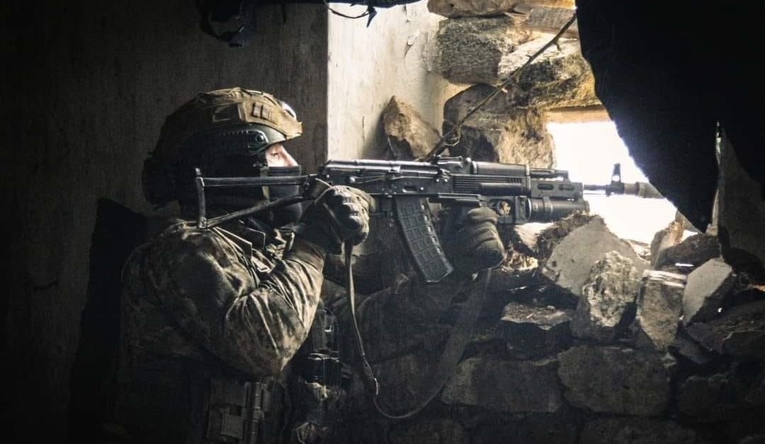 Украинските сили, отбраняващи стратегическия източен град Часов Яр от засилващите