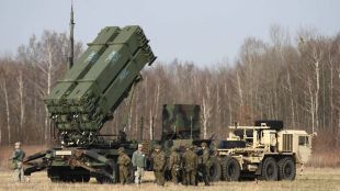 НАТО може да поеме защитата на небето над Западна Украйна