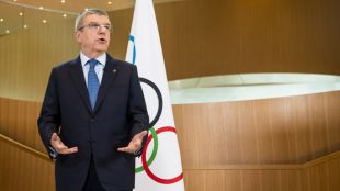 Ще изхвърли ли МОК бокса от Олимпиадата - Валуев и шефът на международната федерация искат оставката на президента Бах