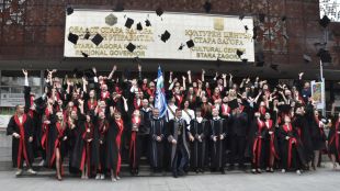 Шестима са отличницитеТракийският университет в Стара Загора изпрати поредния випуск