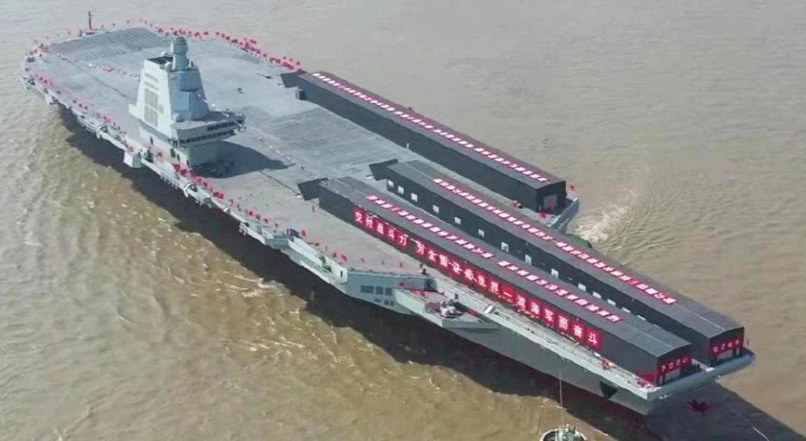Шестият военен кораб-носач на ВМС на Китайската народно-освободителна армия и