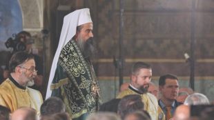 Новият български патриарх Даниил - Аскет под бяло було