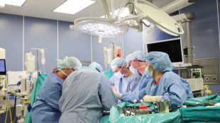 Специалисти от ВМА извършиха поредна чернодробна трансплантация Тя е трета