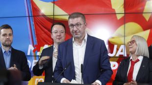 Председателят на ВМРО ДПМНЕ и бъдещ премиер на Република Северна Македония