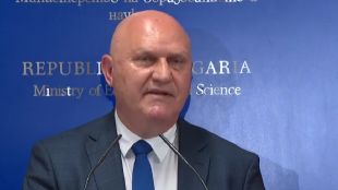 Министър Цоков: Резултатът на матурата по БЕЛ е рекордно висок