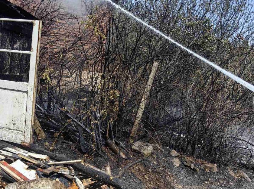 Пожарът в двете изпепелени къщи в Пазарджишко тръгнал от изваряване