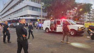 Мощна експлозия след атака с дрон в Тел Авив