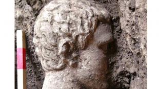 Гръцка Фейсбук страница за изкуство се опита да "си присвои" статуята от Хераклея Синтика