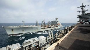 Американският снабдителен кораб USNS Big Horn заседна край бреговете на