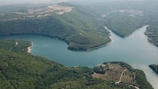 Басейнова дирекция Източнобеломорски район и РИОСВ Хасково извършиха проверка на язовир
