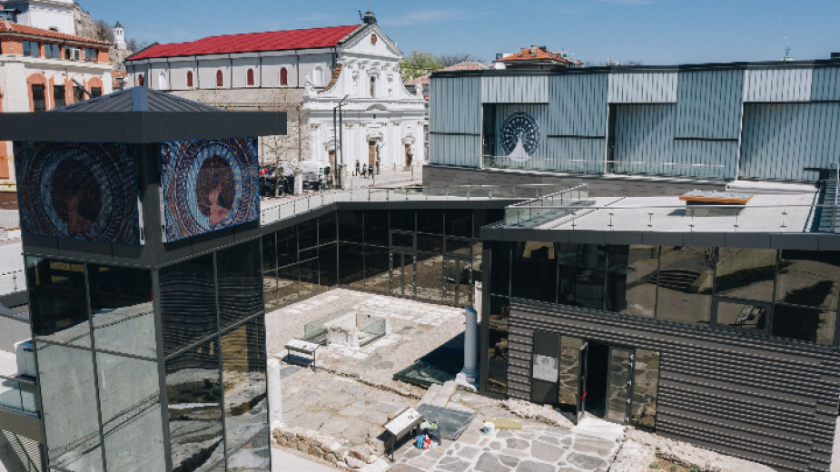 Откриват епископската базилика на Филипопол