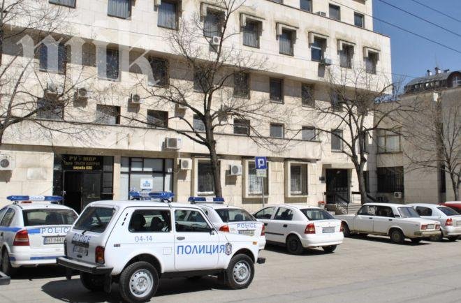 Уволниха търновски полицай, взел пари от трима с обещание да подправи кръвни проби