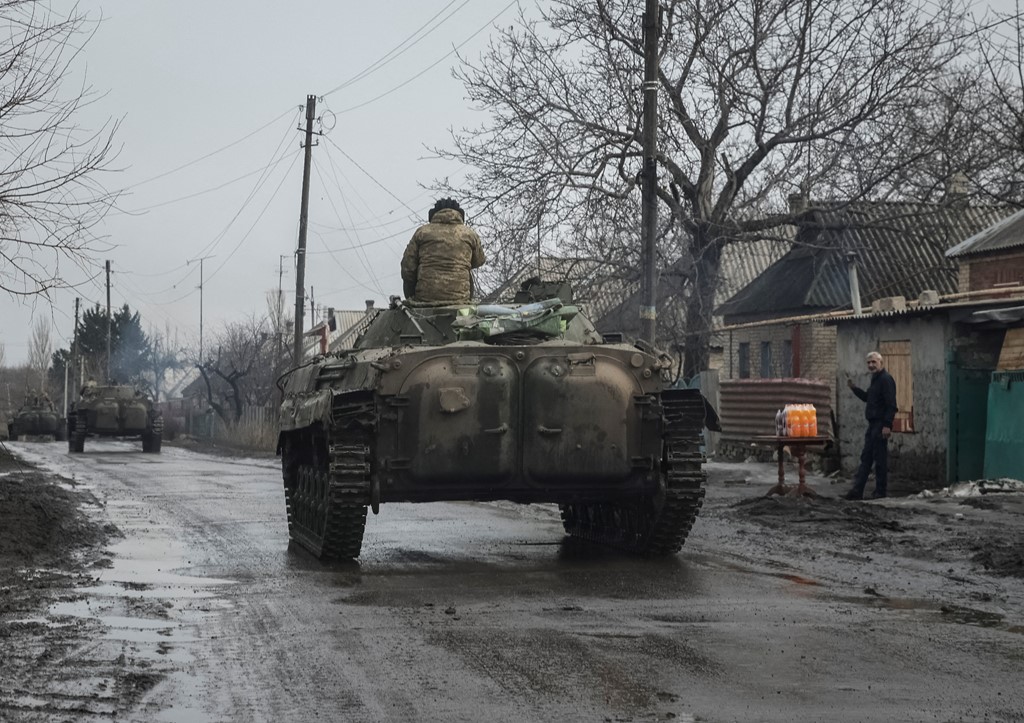 Кремъл ожесточава натиска в Източна Украйна