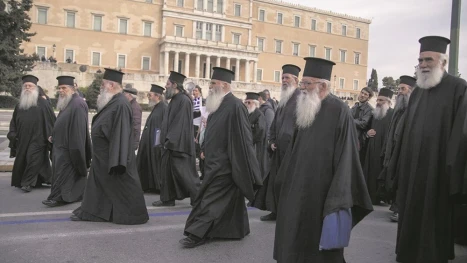 Легализацията на еднополовите бракове в Гърция е плод на дългогодишна война с църквата