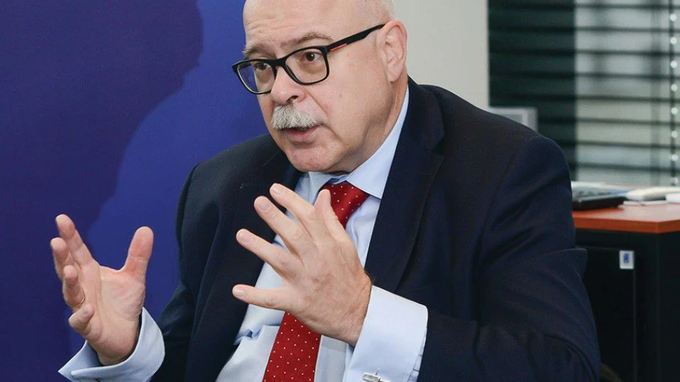 Дмитрий Тренин - бивш полковник от военното разузнаване на Москва: Русия е готова да удари летища на НАТО в Европа 