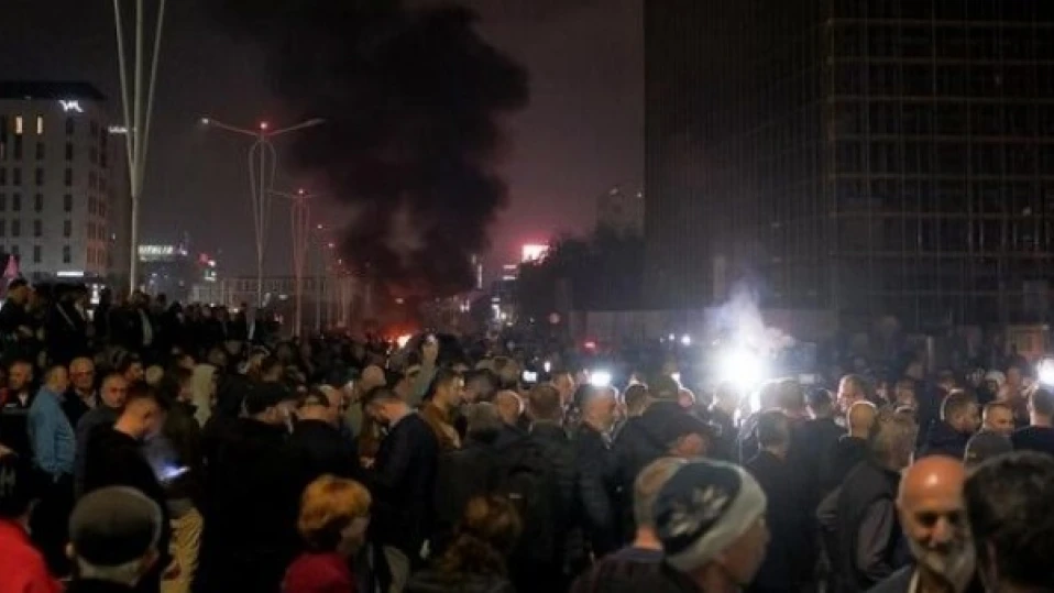 Албанската опозиция организира масов протест