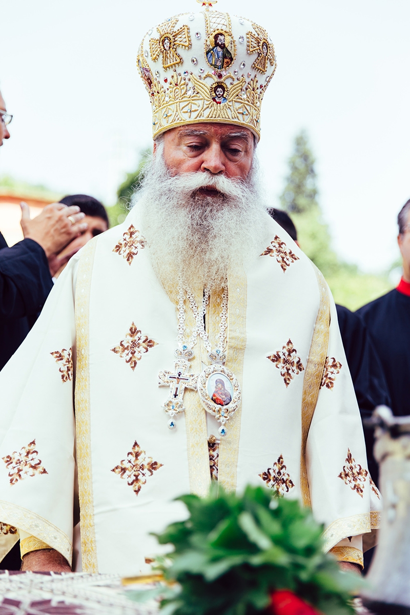 Пехливан гради храм в Лесидрен