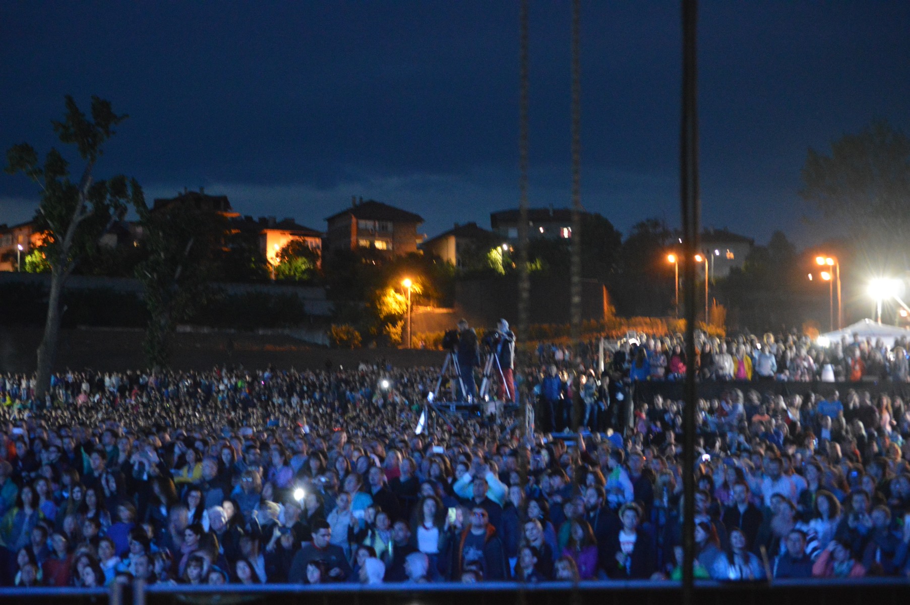 Над 30 000 души се събраха пред сцената на „Francofolies Благоевград“  2017 заедно с Imany и ParovStelar