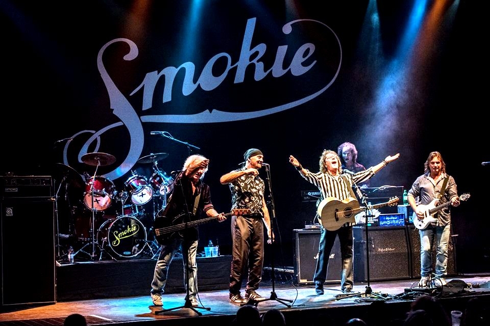 SMOKIE подготвя българска песен за концерта си във Варна