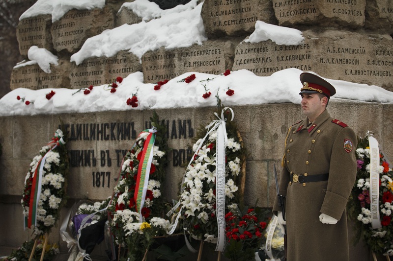 Вижте снимки от поклонението пред Докторския паметник в столица