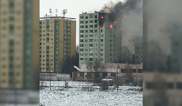 Газова експлозия в 13-етажен блок в Словакия, има загинали (СНИМКИ и ВИДЕО)