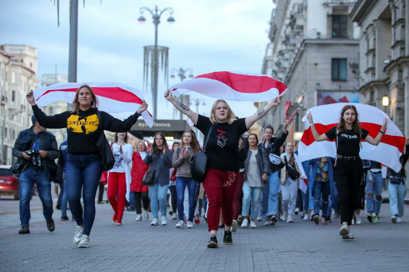 Хиляди жени излязоха на протест в беларуската столица Минск