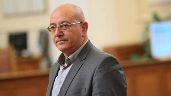 Емил Димитров: Проверихме всички фабрики, занимаващи се с акумулатори, отпадъците ги няма на площадките