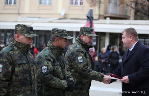 Раздвижване в отбраната