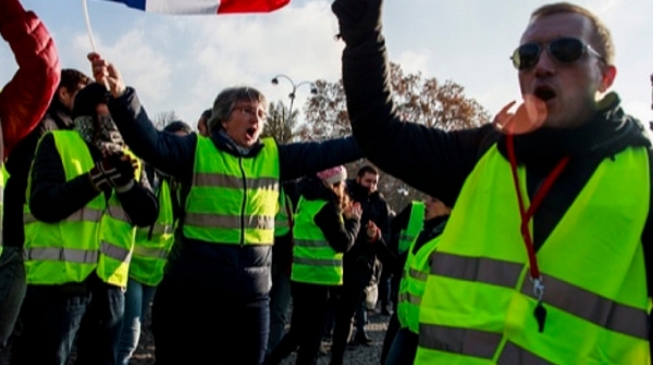 Сблъсъци в Париж по време на протестите