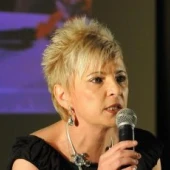 Веселина Томова