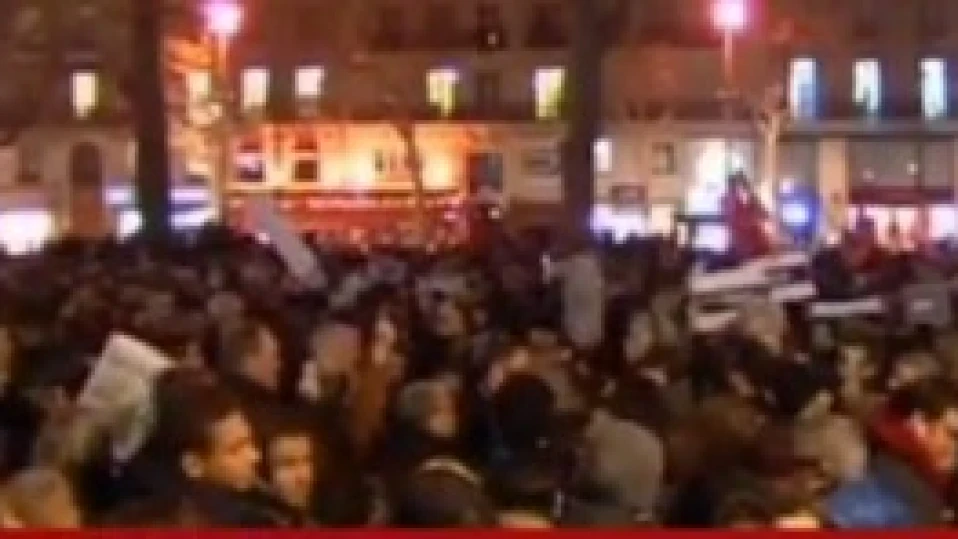 Над 100 000 протестираха срещу атентата в различни градове на Франция