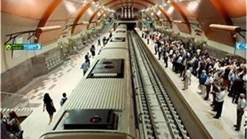 Метрото в София спря