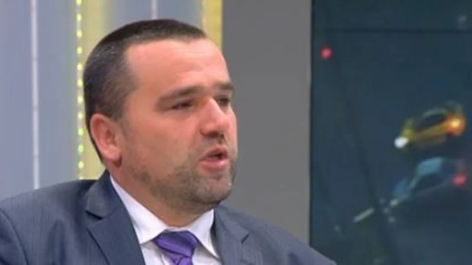 Вели Караахмед: Валери Симеонов дърпа дявола за опашката с говоренето си за исляма