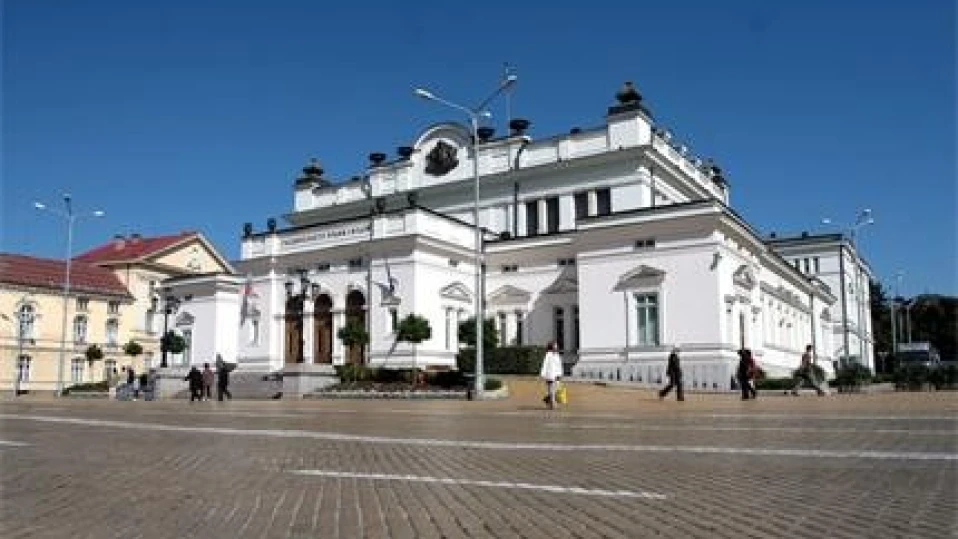 Правителството прие управленската си програма с 423 цели и 1155 мерки
