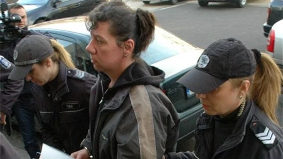 Стряскащи разкази в съдебната зала: С кого е била Атанаска след убийството на Алекс?