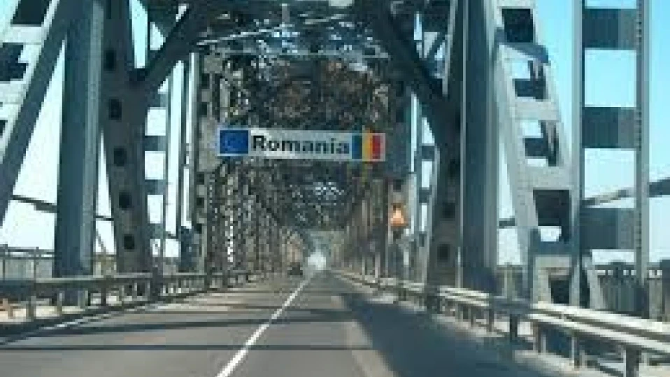 Превозвачи притеснени заради ремонт на Дунав мост в Румънско