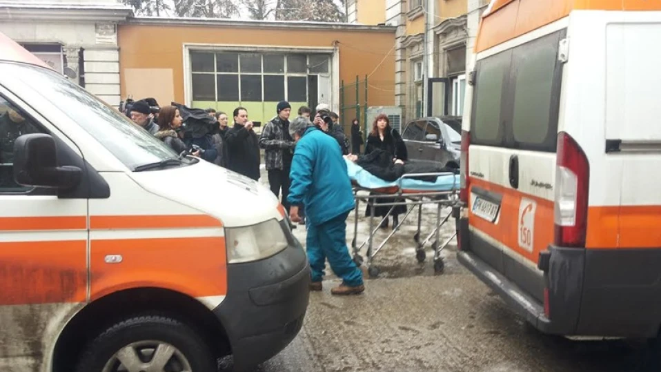 Жена припадна на погребението на Росица Янакиева