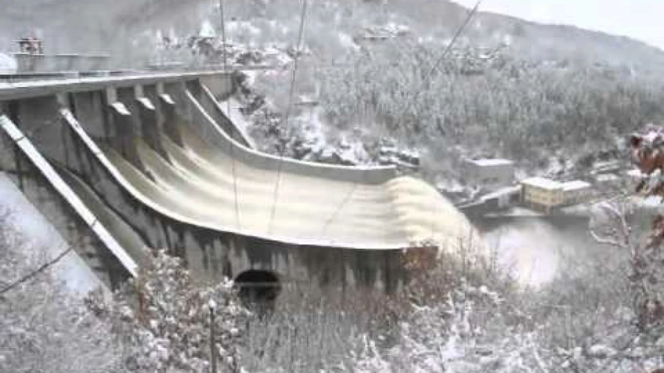 Вижте как прелива язовир Ивайловград