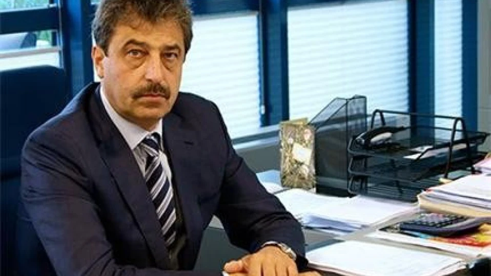 Цветан Василев продаде "Рубин" за 25 млн. лева