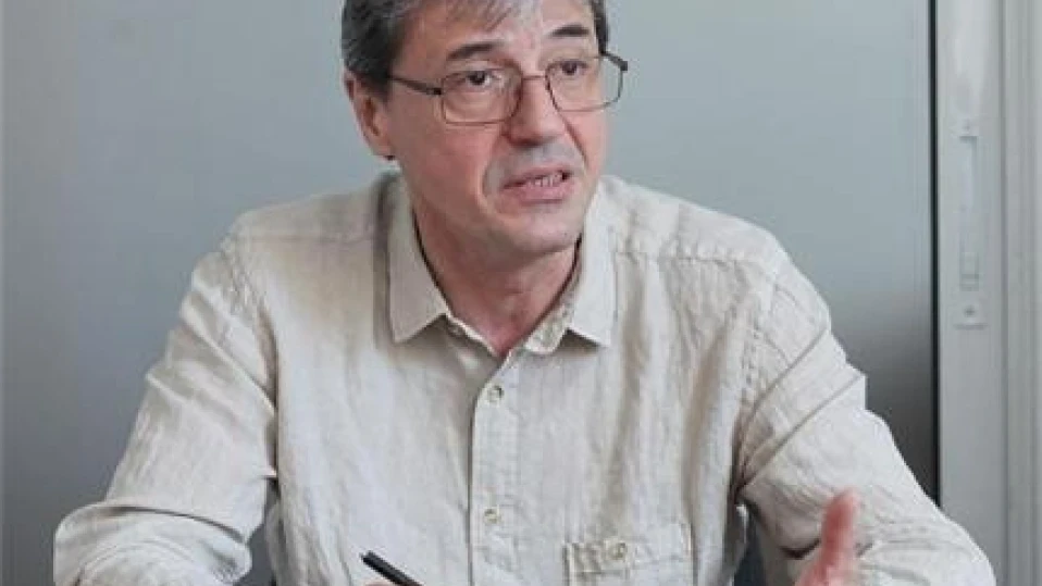 Антоний Тодоров: Плевнелиев иска да се еманципира от очевидната опека на ГЕРБ