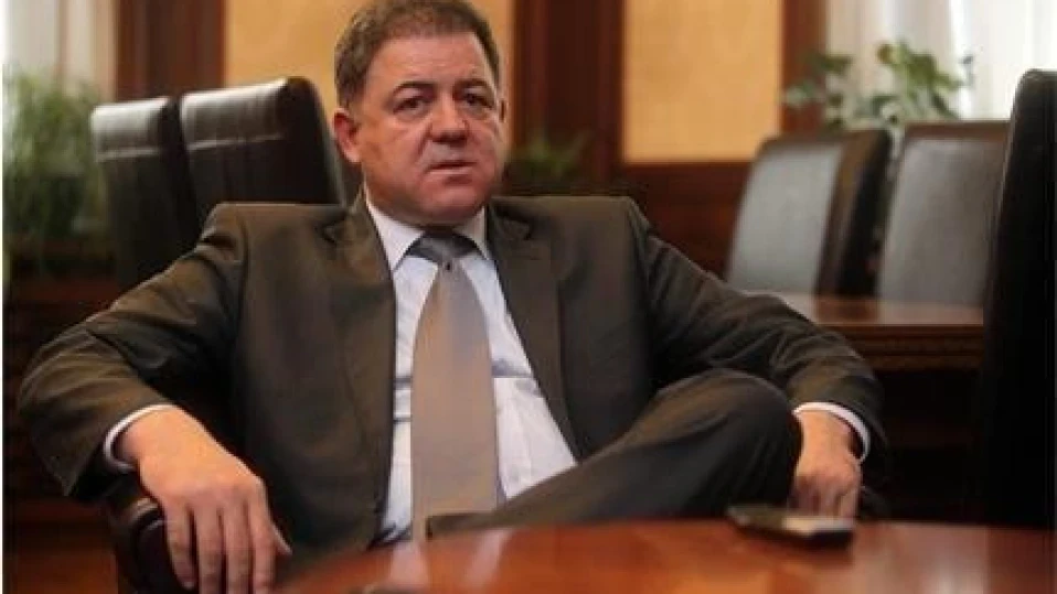 Военният министър: Неудобно ми е, срам ме е от това, което се е случвало във ВМА