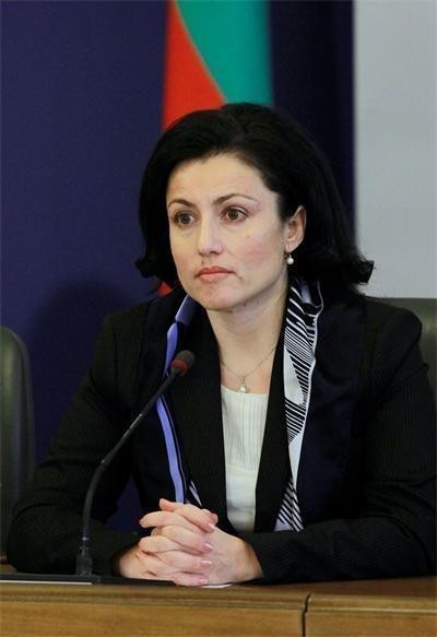 Танева: България ще подкрепи искането за удължаване на срока за подаване на заявления за директните плащания