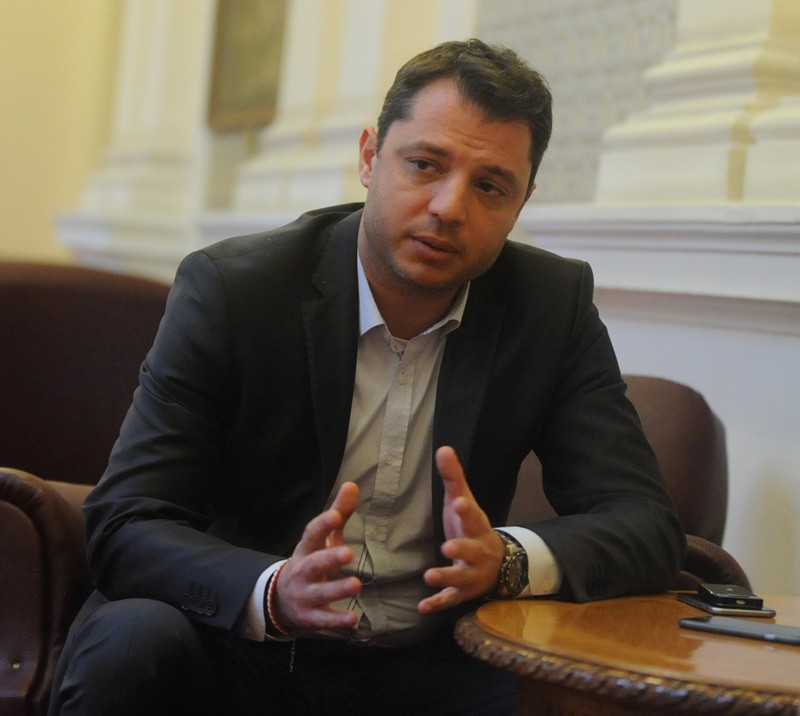 Делян Добрев: В държавната енергетика все още цари комунизъм