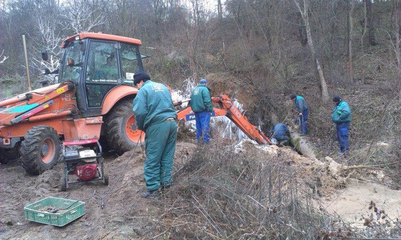 Кражба на 1,3 млн. лева обрече Лом на водни мъки