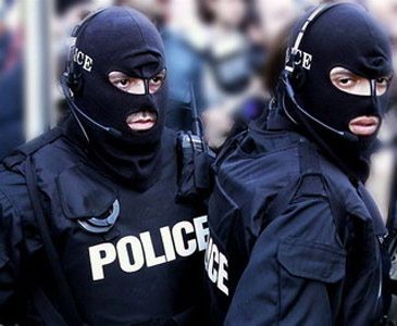 Специализирана полицейска акция се провежда във Варна