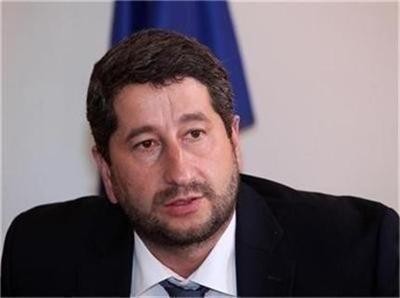 Христо Иванов: Не съм сам срещу всички, имам подкрепата на Кънев и Борисов