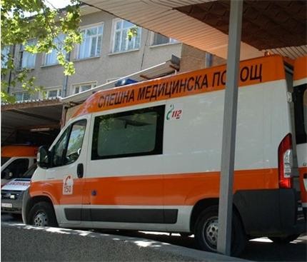 Гузен младеж глътна топче кокаин при вида на полицаи, избяга към Спешното