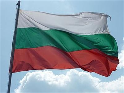 Неизвестни скъсаха 15 български знамена в Киев, помислили ги за руски