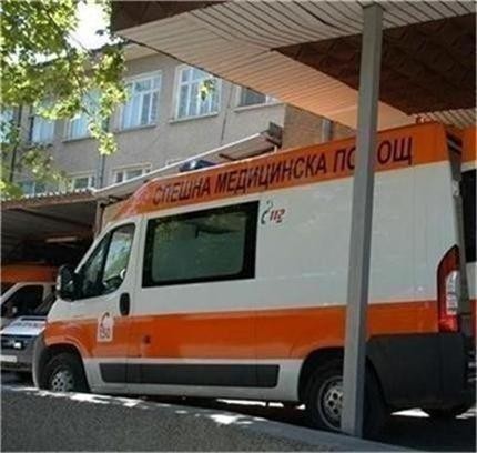 Огнеборци спасиха мъж паднал в каньон