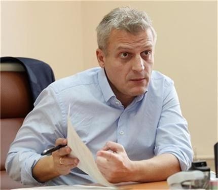 Депутатите приеха промените на Москов за болниците, но текстовете ще се пренаписват